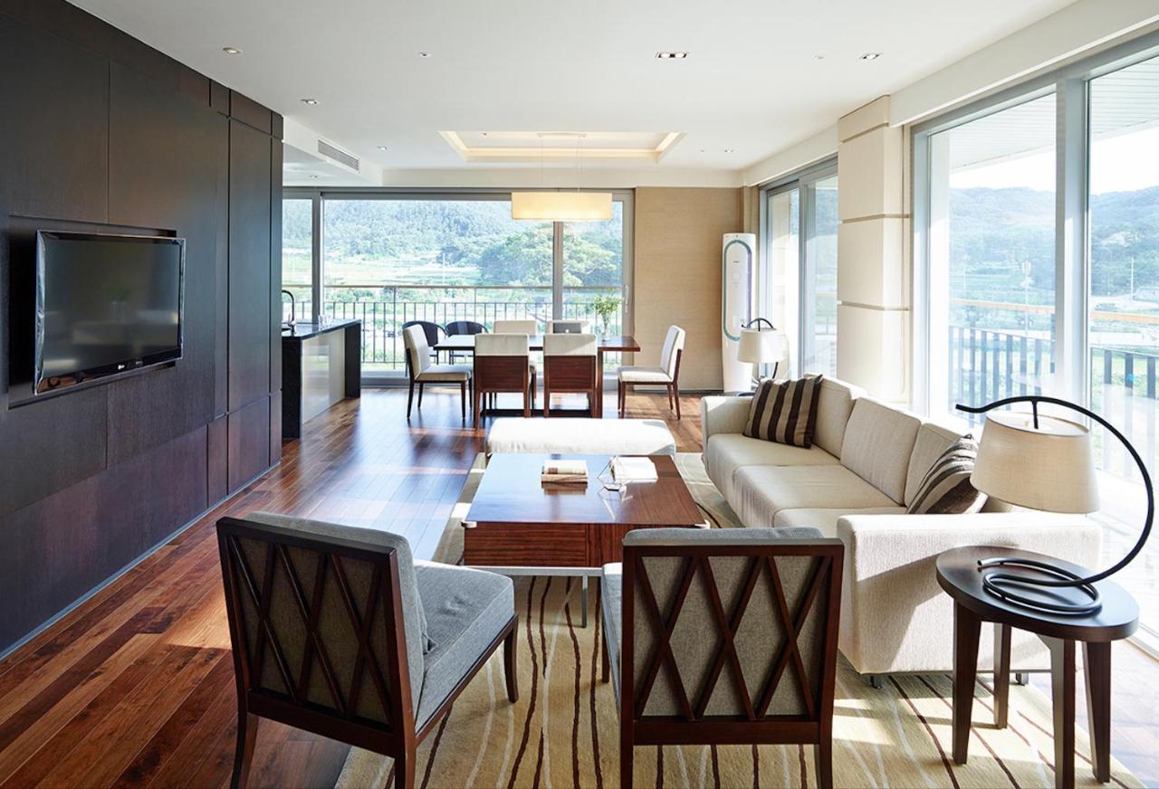 The Suites Hotel Namwon Eksteriør billede